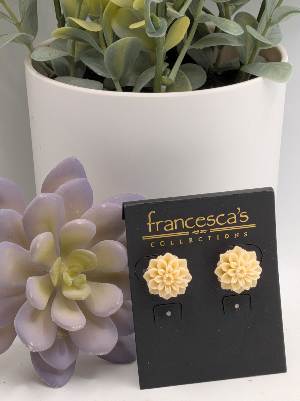 Francesca's Collections Cream Floral Stud Earrings